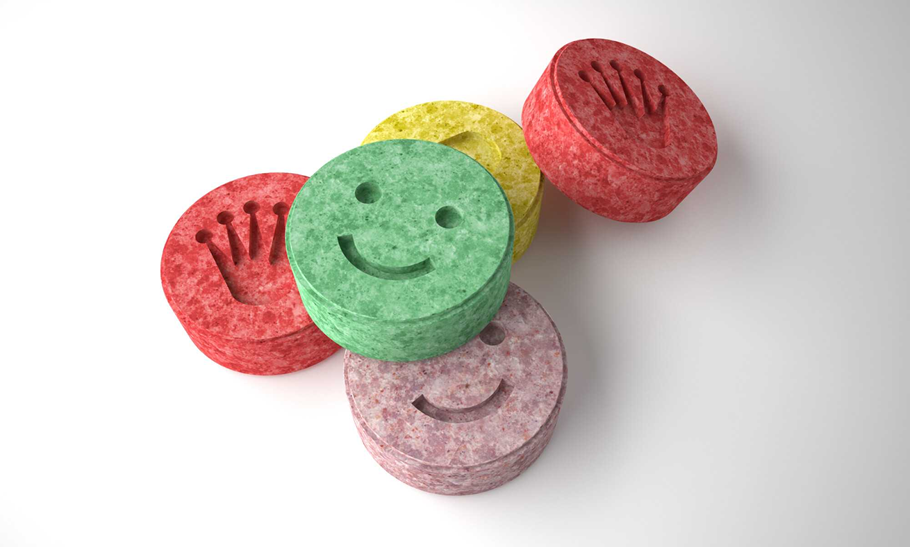 The Difference Between Molly and MDMA - Simcoe Addiction and Mental Health